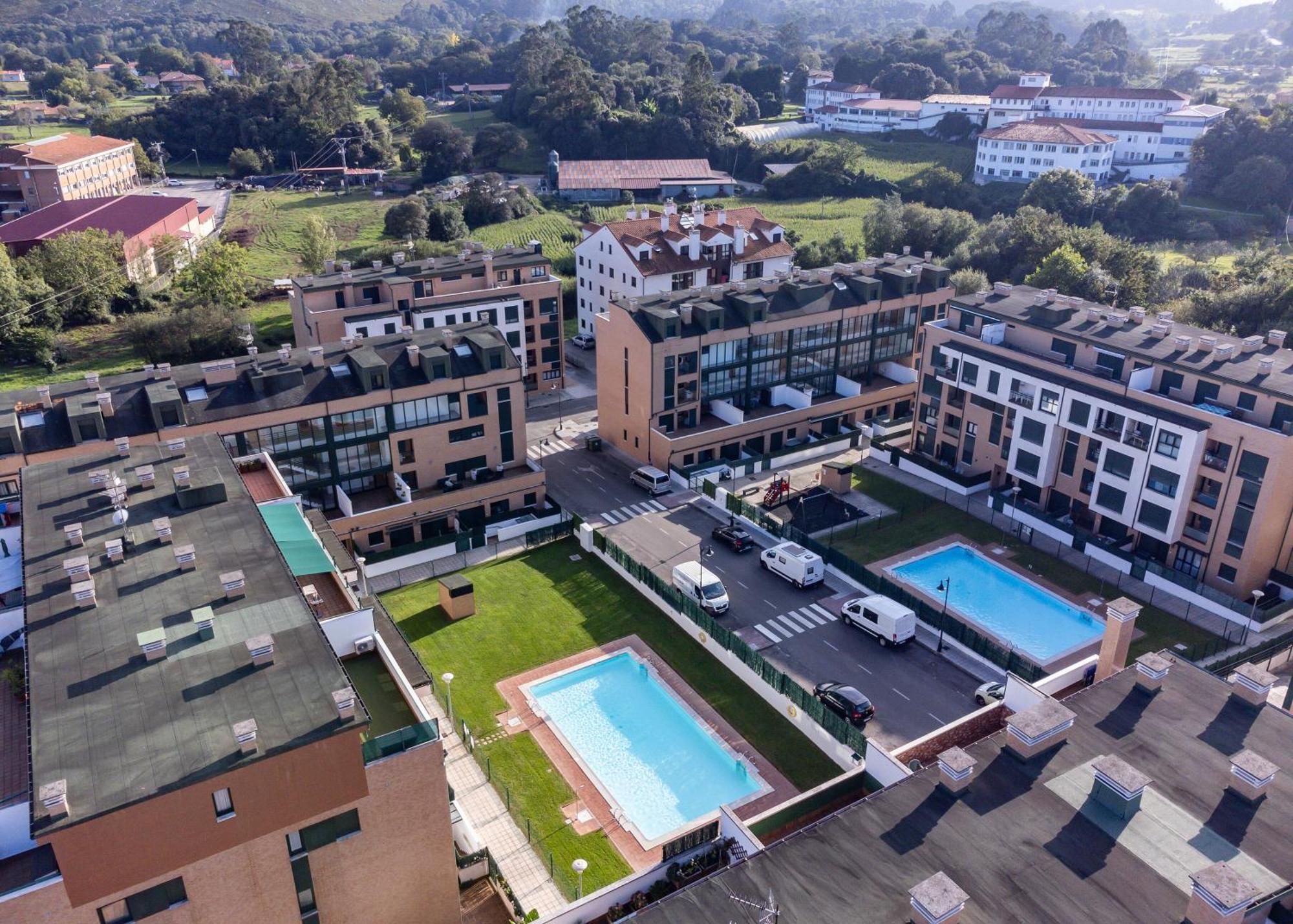 Tarantino, Apartamento Con Piscina, Playa A 3 Km Vut-2505-As Llanes Exteriör bild